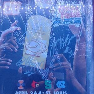 Louisville Cardinals 2005 autographed Final Four program Ellis Myles L. O'Bannon